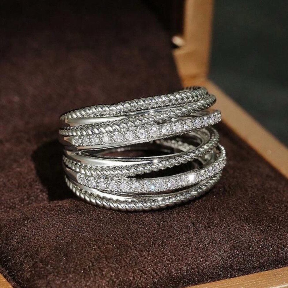 DENKAYS BRIDAL WEDDING ROSE RING - Picture 4 of 4